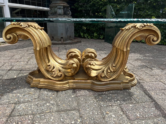 Image 1 of Table basse de style baroque