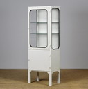 Cabinet médical vintage, années 1970