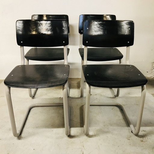 4x Ahrend chair