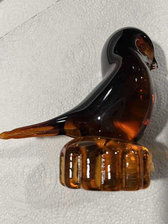 Image 1 of Oiseau en verre ambré