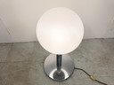 Lampe de table italienne en verre et chrome, années 1960