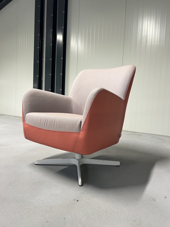 Image 1 of Bert plantagie Bolero swivel armchair
