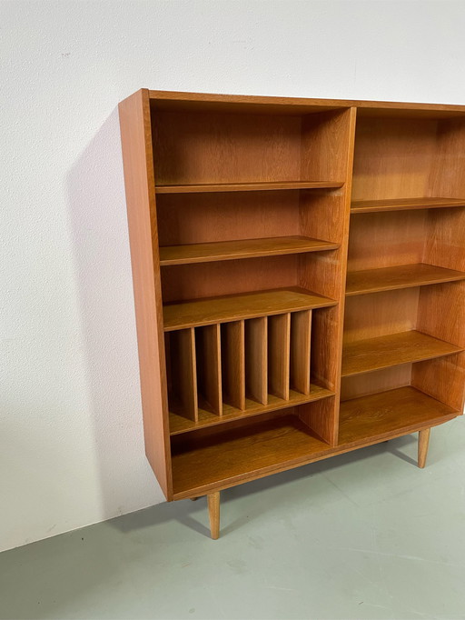 Poul Hundevad bookcase