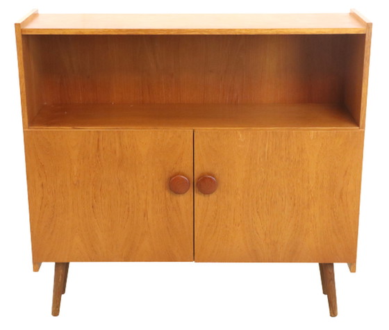 Image 1 of Armoire vintage danoise design 'Gudmindrup'