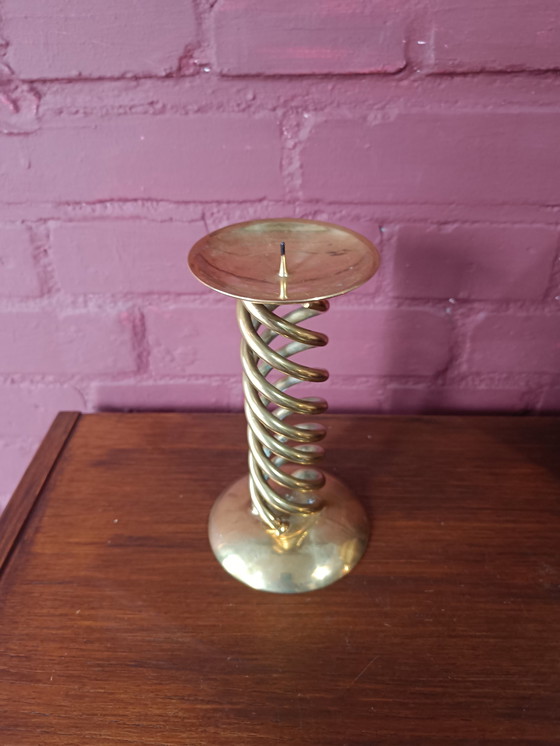 Image 1 of Messing spiral candlestick