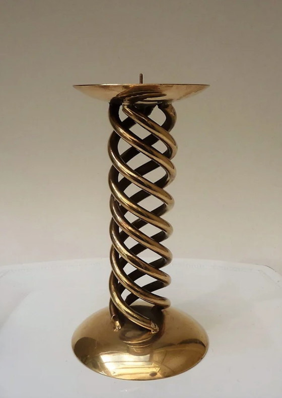 Image 1 of Messing spiral candlestick