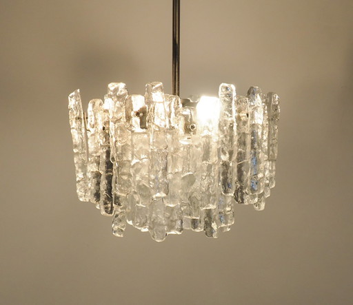 Lampada a sospensione in cristallo di ghiaccio dal design vintage, JT Kalmar, anni '60