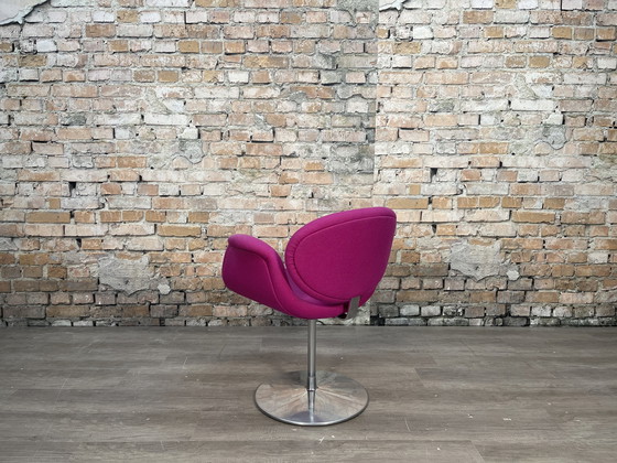 Image 1 of Artifort Little Tulip - armchair