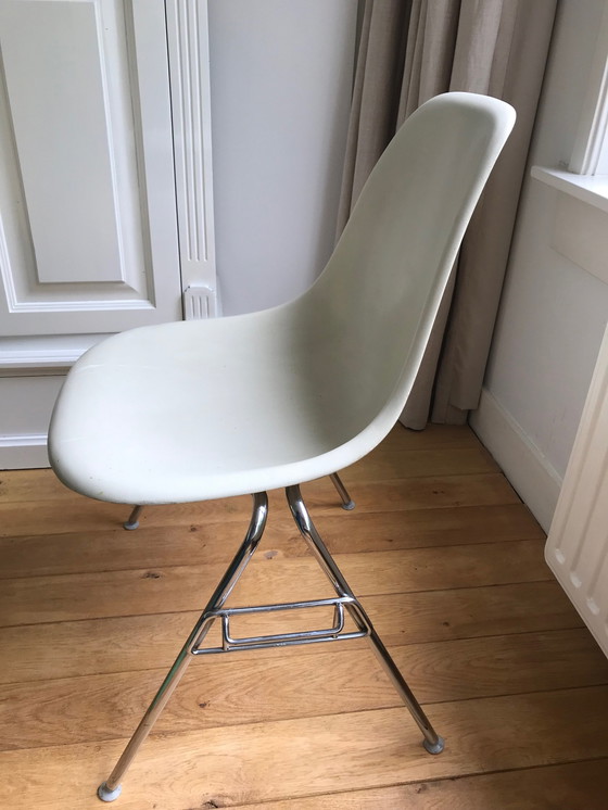 Image 1 of Herman Miller / Eames DSS chair