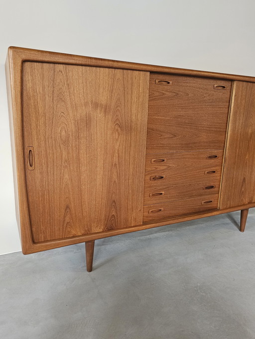 H.P. Hansen highboard