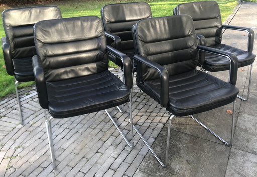 5x Kinnarps designer chairs