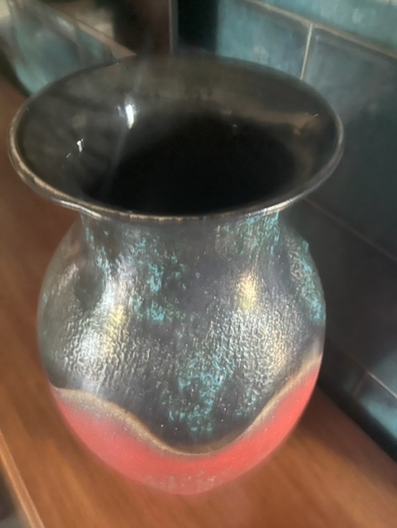 Image 1 of grand vase de sol ouest-allemand 50cm de haut noir rouge