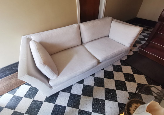 Image 1 of Linteloo sofa