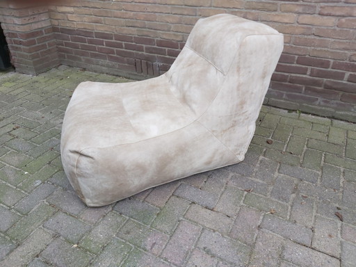 Armchair design