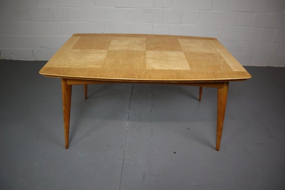 Image 1 of Table de salle à manger scandinave Mid Century en bouleau de Carélie