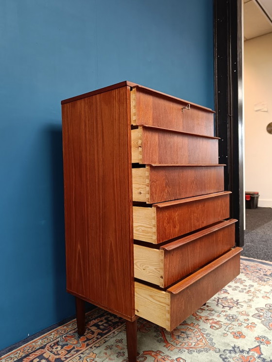 Image 1 of Vintage chest of drawers