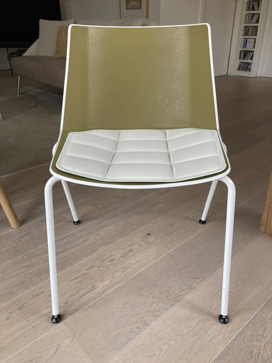 Image 1 of 4x Aiku chair