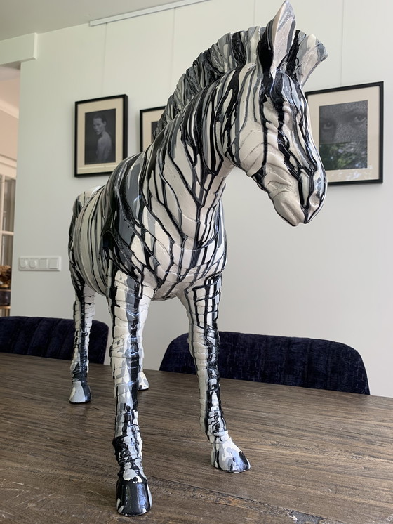 Image 1 of Sculpture "Zebra" de Patrick Hugonnot