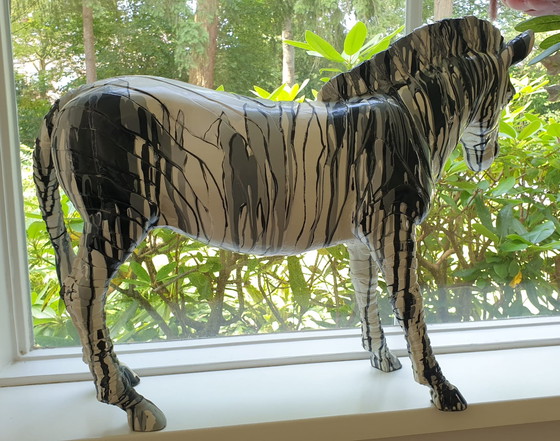 Image 1 of Sculpture "Zebra" de Patrick Hugonnot