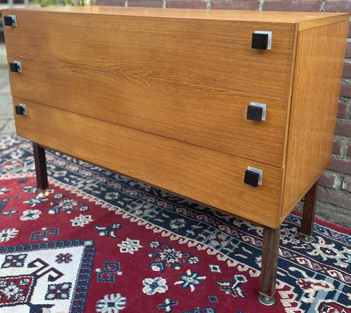 Mid Century Chest of Drawers Combineurope