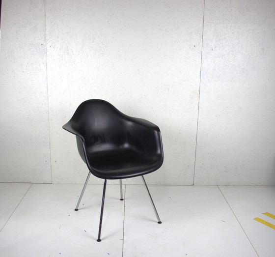 Image 1 of 10X chaises seau Vitra DAX