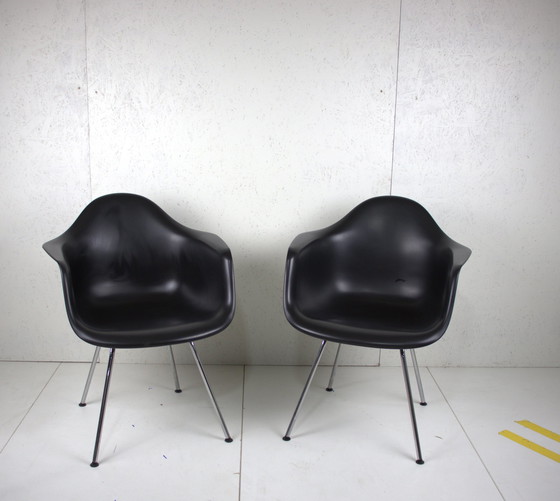 Image 1 of 10X chaises seau Vitra DAX