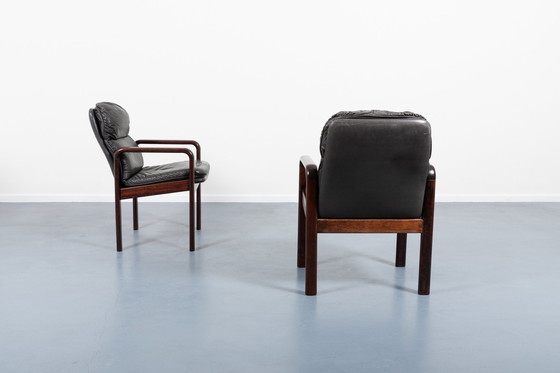 Image 1 of 6x Dyrlund black leather armchairs