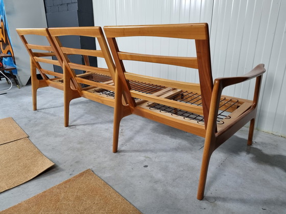 Image 1 of Divano vintage a 3 posti