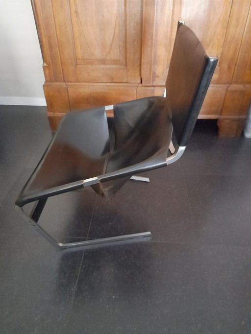 Fauteuil Pierre Paulin F444