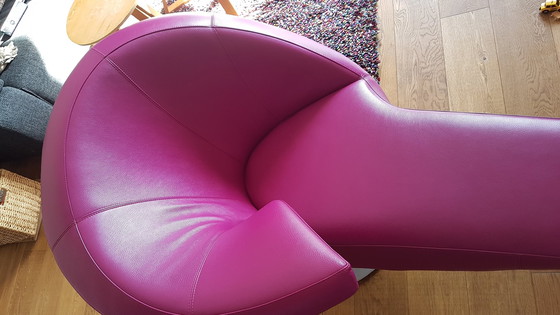 Image 1 of Armchair Leolux parabolica - leather senso orchid