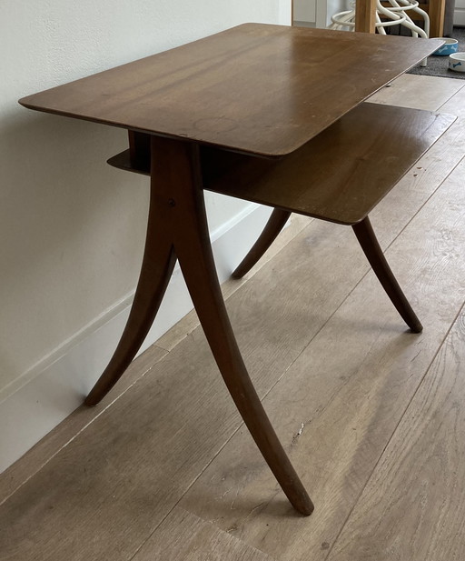 Mesa auxiliar danesa vintage