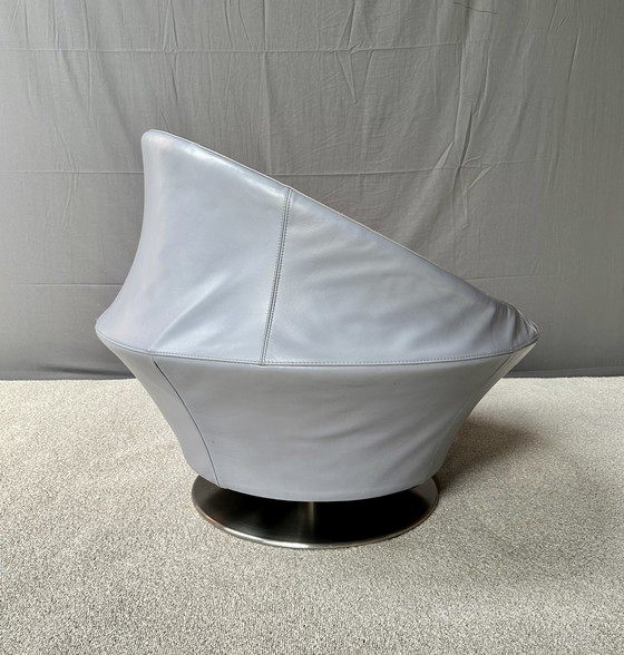 Image 1 of 2x Leolux Ophelia swivel armchair