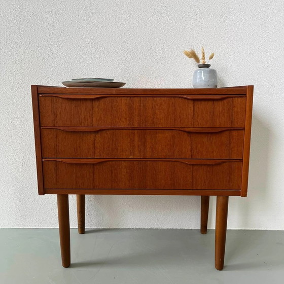 Image 1 of Commode vintage danoise