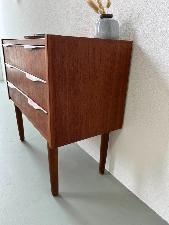 Image 1 of Commode vintage danoise