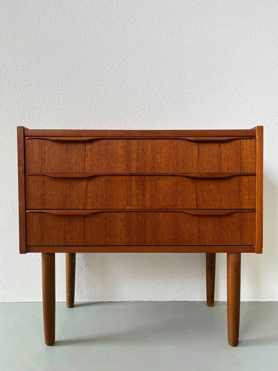 Image 1 of Commode vintage danoise