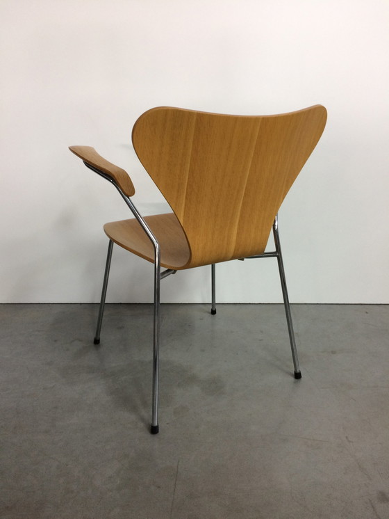 Image 1 of 2x Series 7 chair Frits Hansen