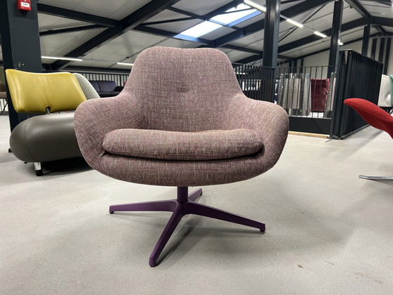 Image 1 of Pode spot Rotate armchair pink fabric