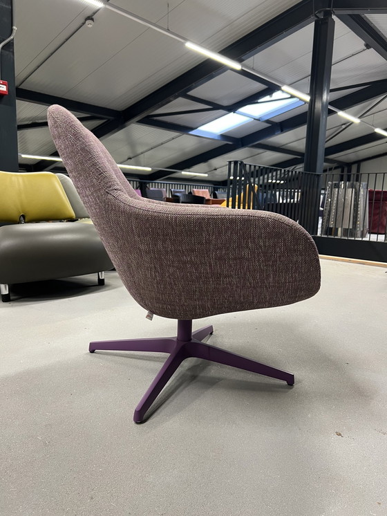 Image 1 of Pode spot Rotate armchair pink fabric