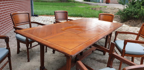 Image 1 of Schuitema dining room table TOP CONDITION NEW STATE