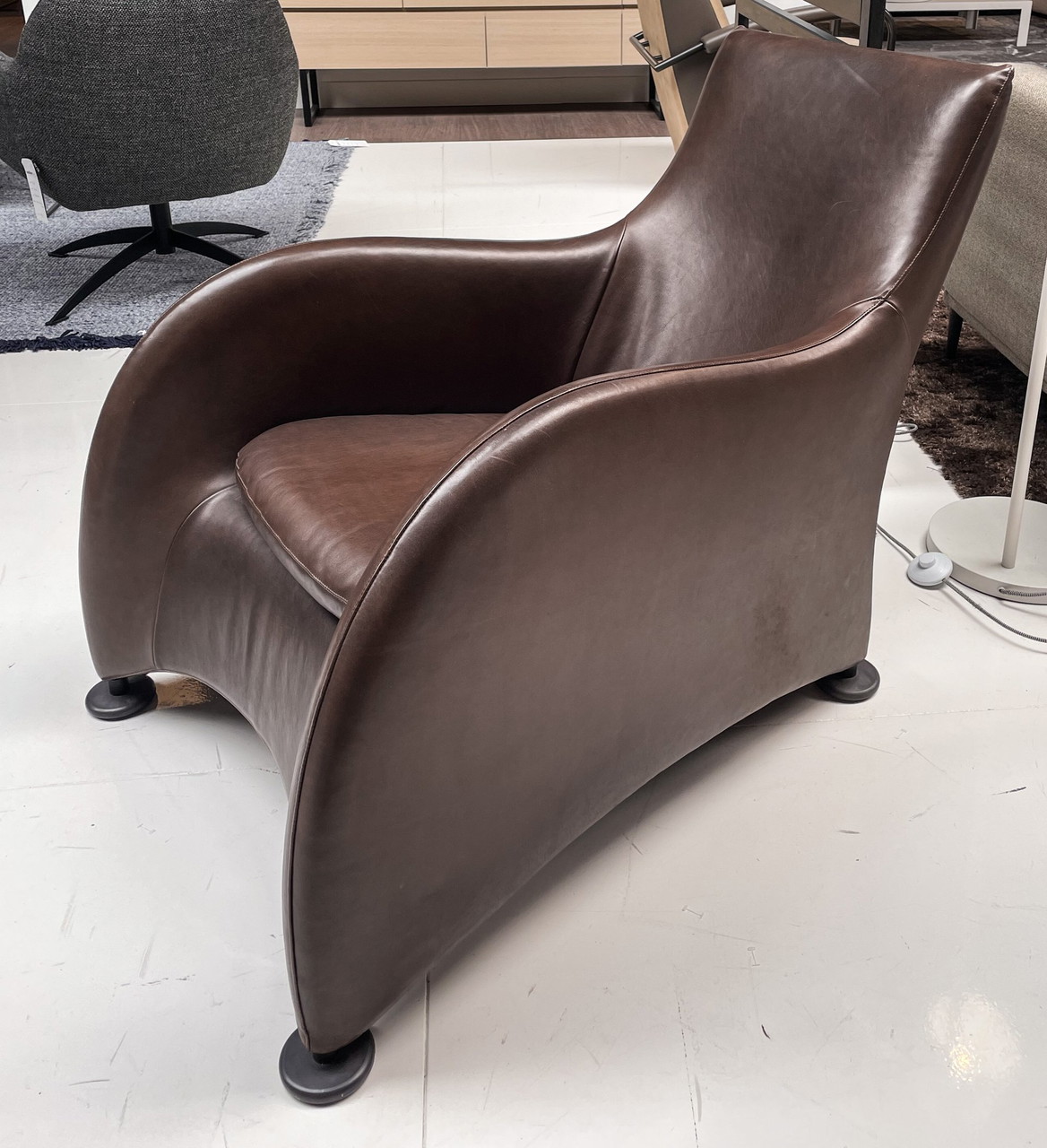 Montis Loge armchair | €995 | Whoppah