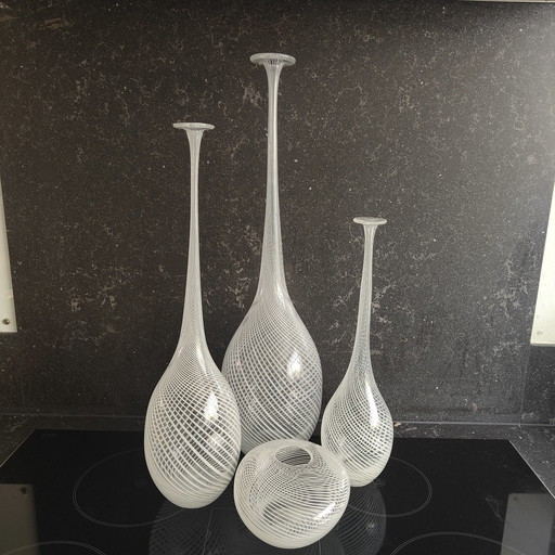 4x Vase en verre filigrané