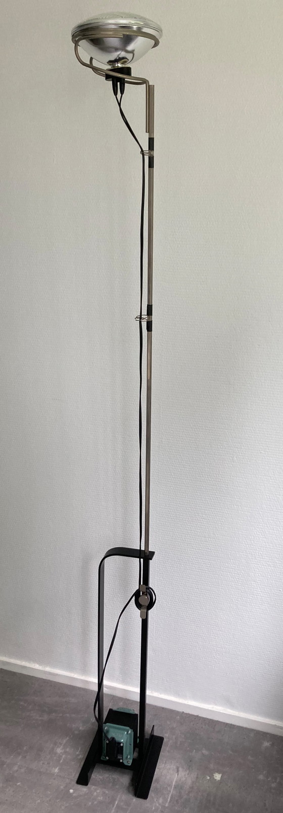 Image 1 of Flos Toio Lamp designer Castiglioni