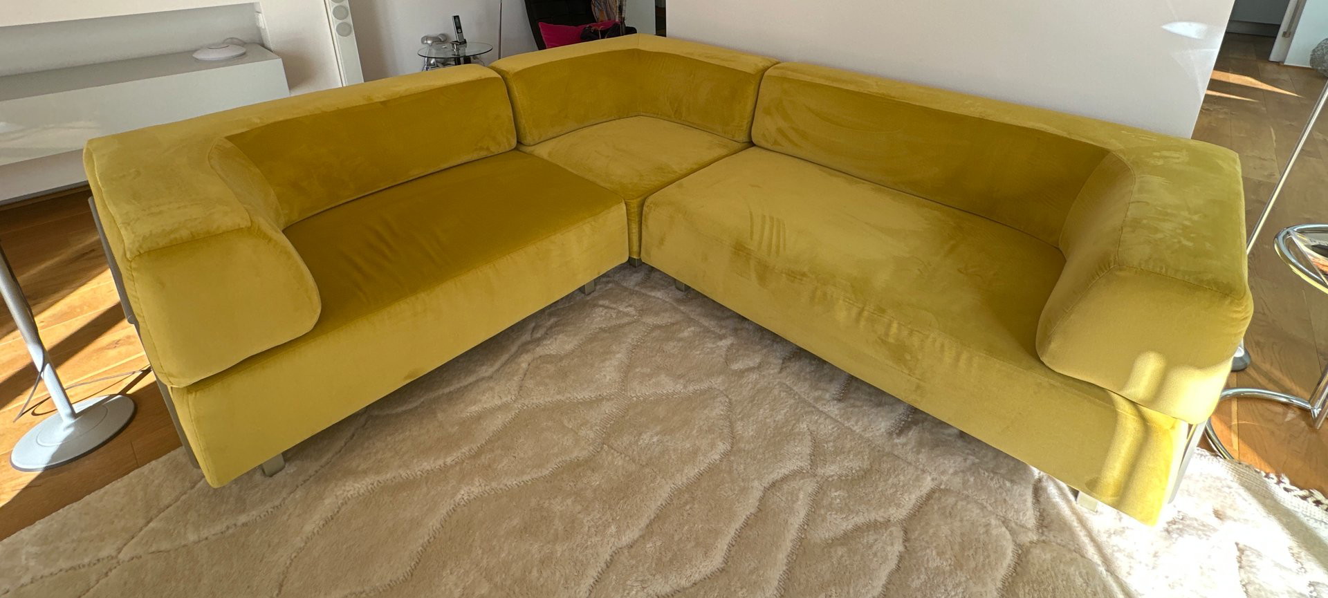 Corner sofas Whoppah