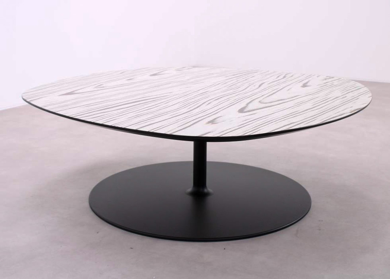 Moroso Phoenix coffee table zebra | €805 | Whoppah