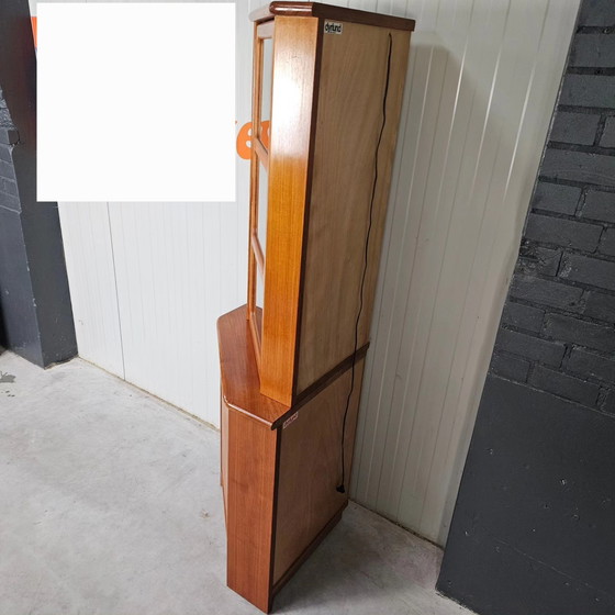 Image 1 of Armoire d'angle en teck Dyrlund