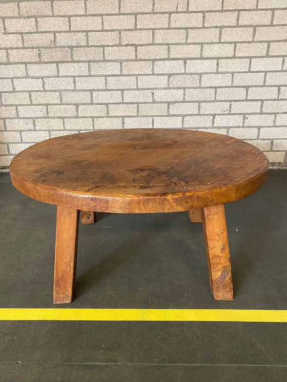 Image 1 of Table basse ronde brutaliste en bois massif