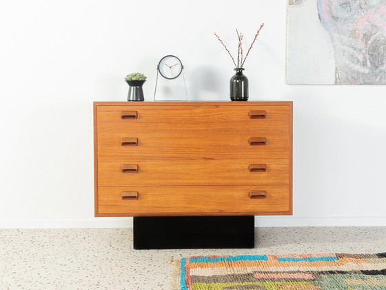 Image 1 of Søborg Møbler chest of drawers by Børge Mogensen