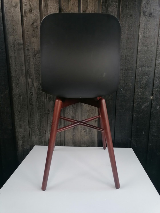 Image 1 of Langue Norr chair