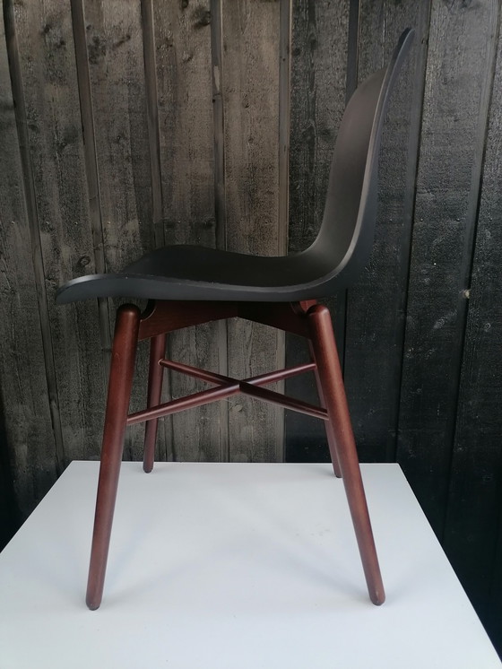 Image 1 of Langue Norr chair