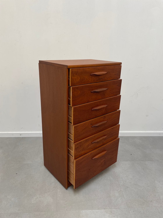 Image 1 of Austinsuite chest of drawers